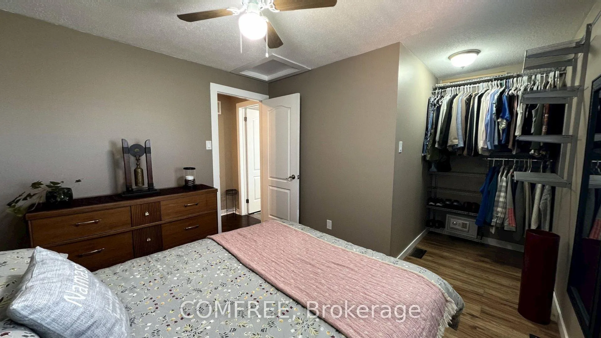 Photo 20 of 2093 Boake Street, Ottawa, Fallingbrook/Gardenway South — HOMEH