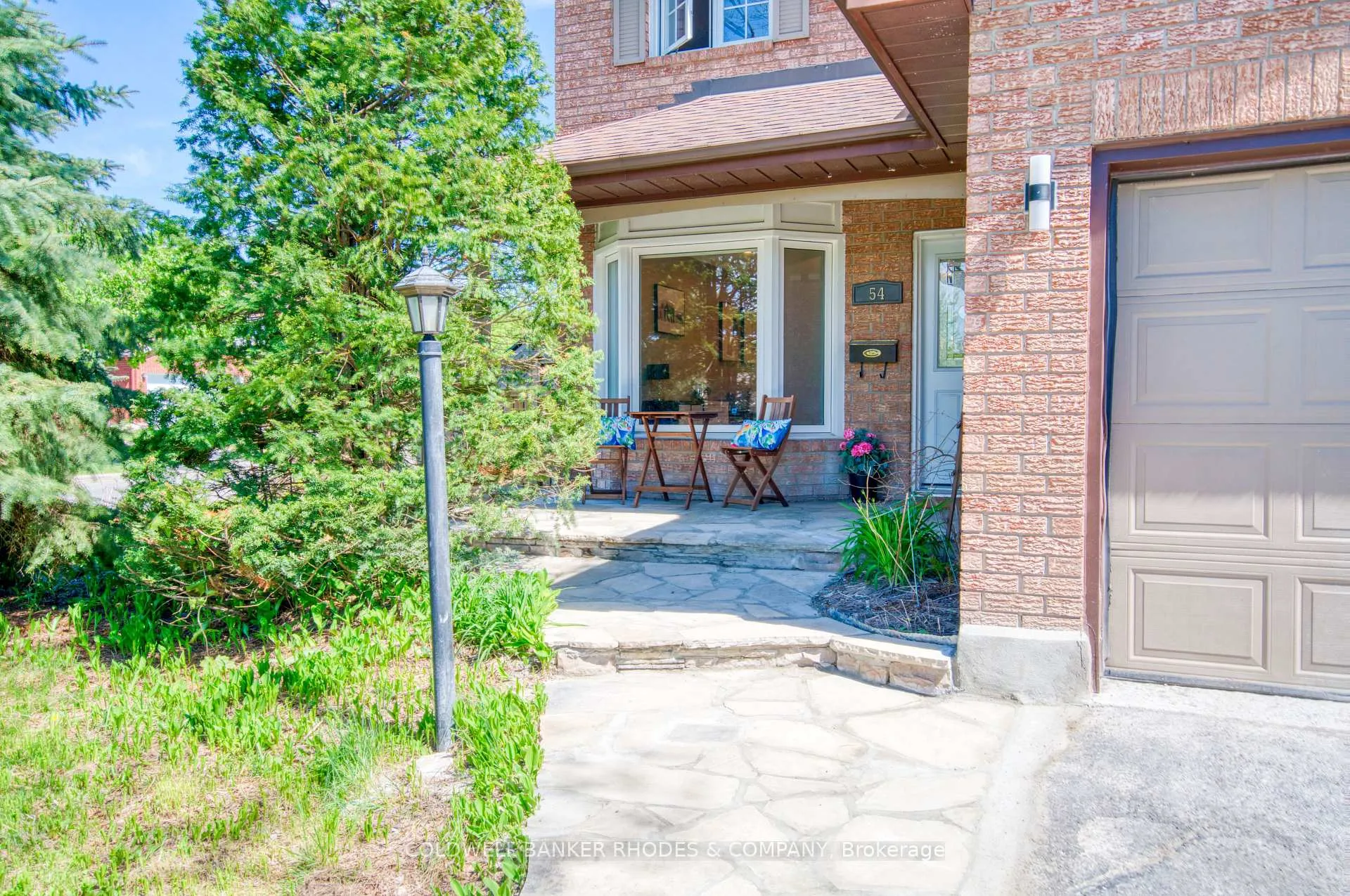 Photo 2 of 54 Keys Way, Ottawa, Hunt Club Park — HOMEH