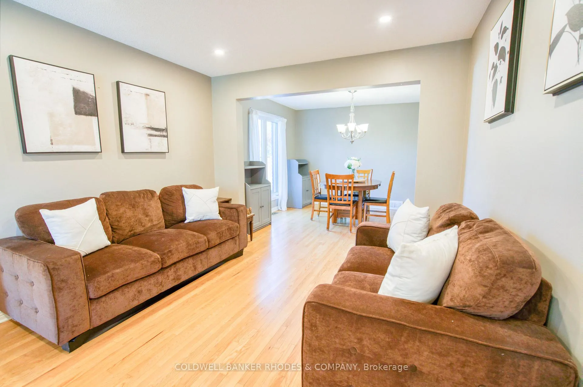Photo 5 of 54 Keys Way, Ottawa, Hunt Club Park — HOMEH