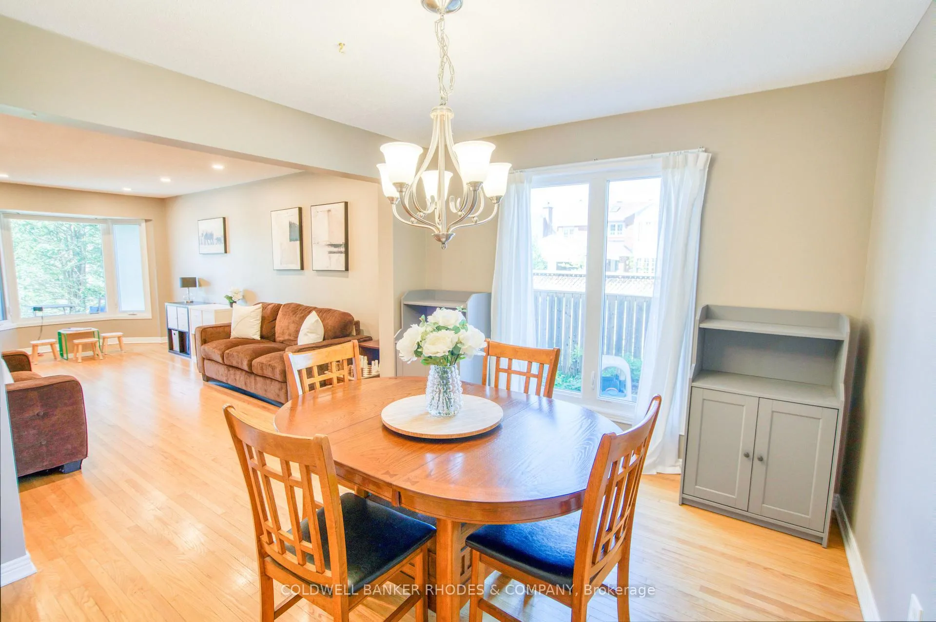 Photo 7 of 54 Keys Way, Ottawa, Hunt Club Park — HOMEH