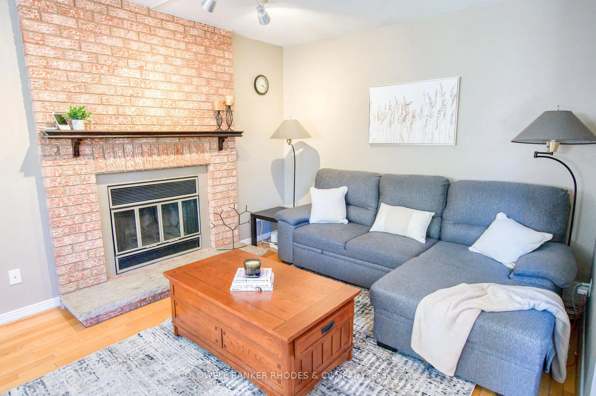Photo 11 of 54 Keys Way, Ottawa, Hunt Club Park — HOMEH