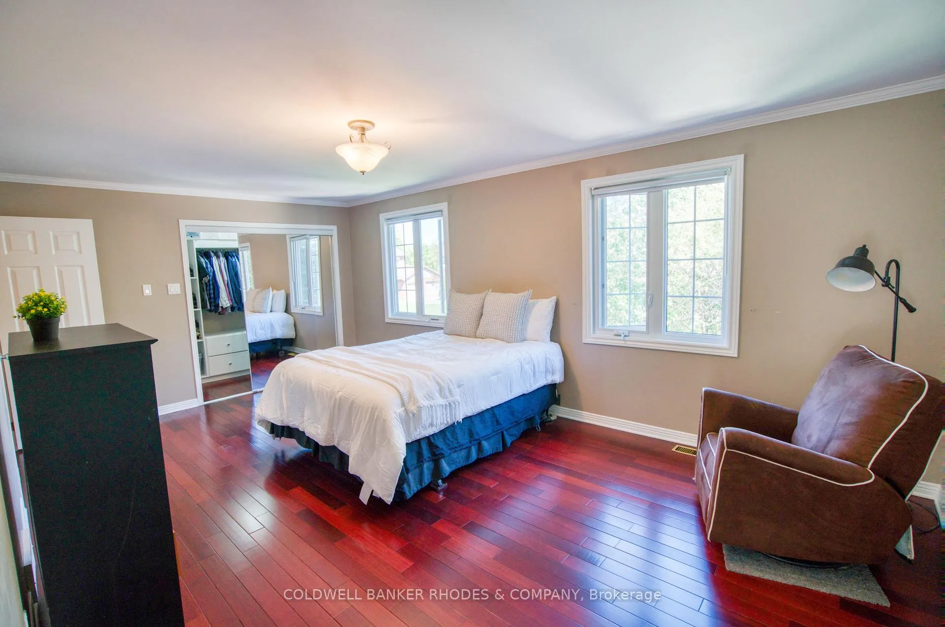 Photo 17 of 54 Keys Way, Ottawa, Hunt Club Park — HOMEH