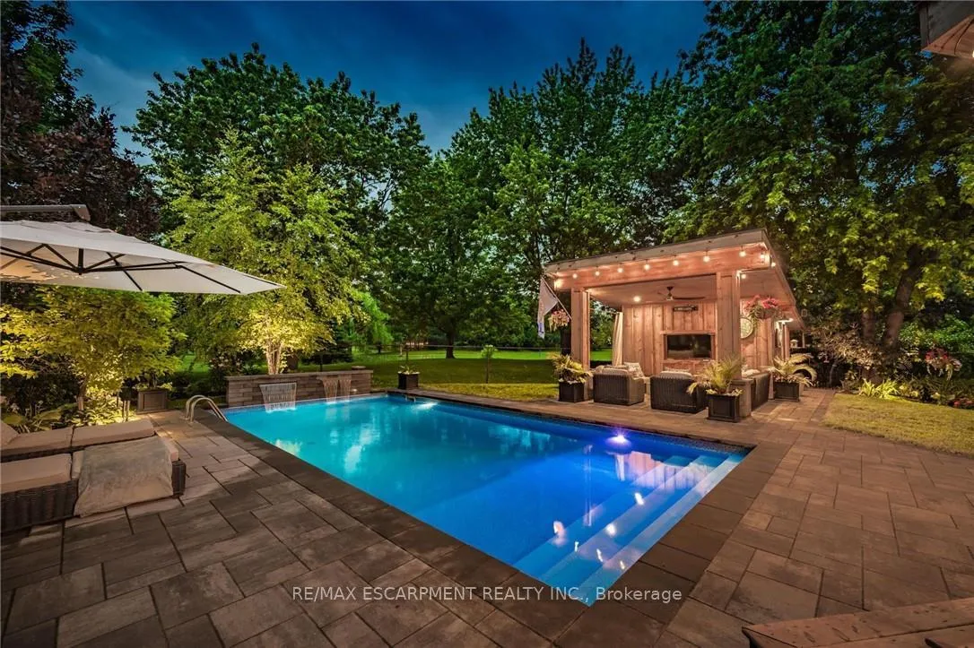 Photo 4 of 4147 Millcroft Park Drive, Burlington, Rose — HOMEH