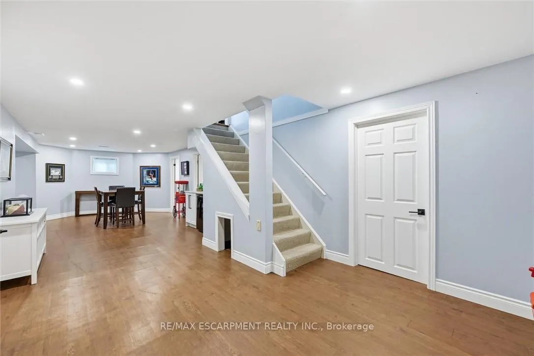 Photo 31 of 4147 Millcroft Park Drive, Burlington, Rose — HOMEH