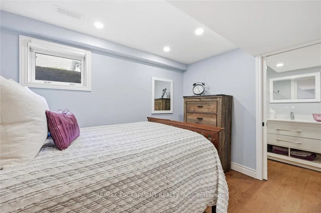 Photo 33 of 4147 Millcroft Park Drive, Burlington, Rose — HOMEH