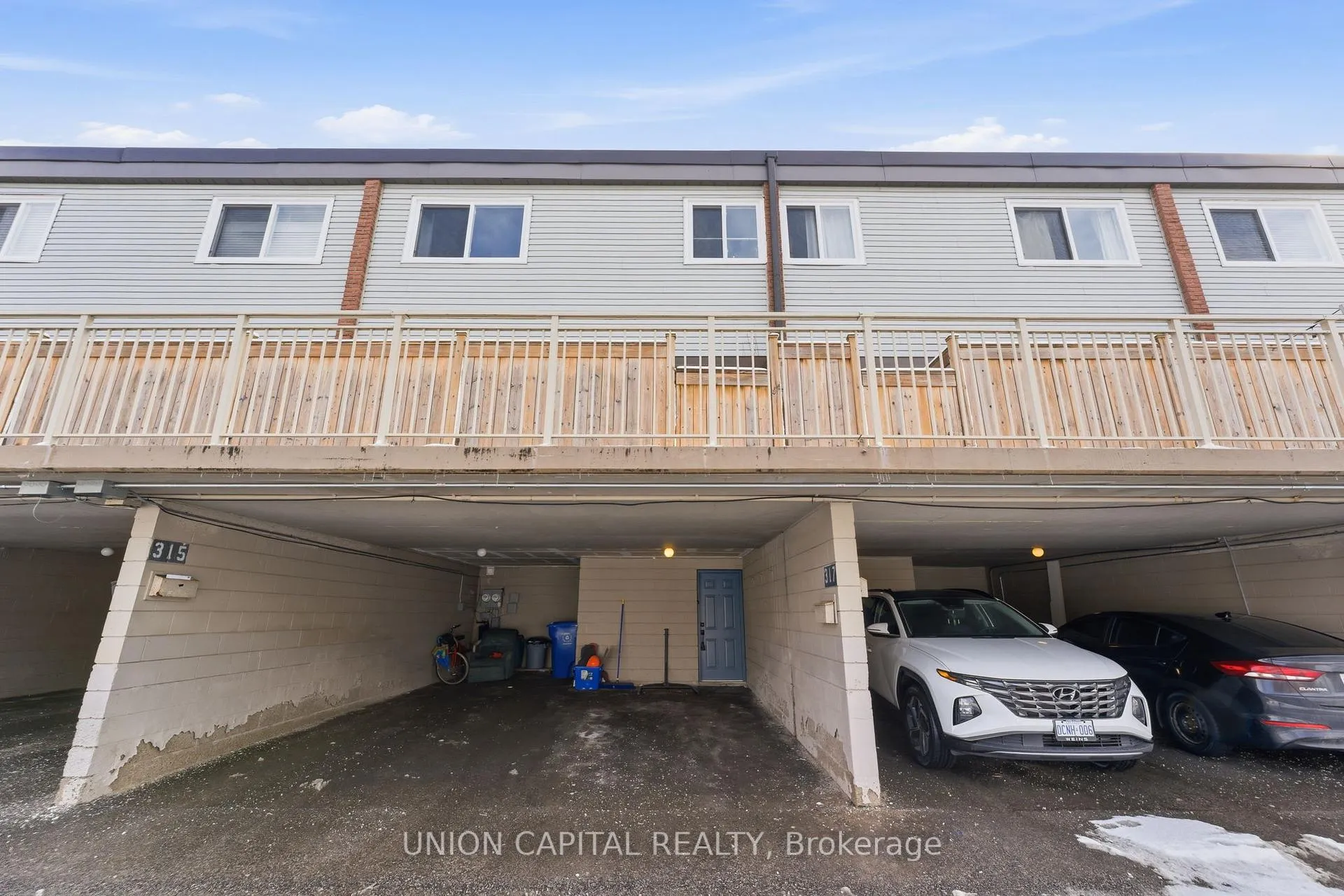Photo 24 of 317 Milestone Crescent, Aurora, Aurora Village — HOMEH