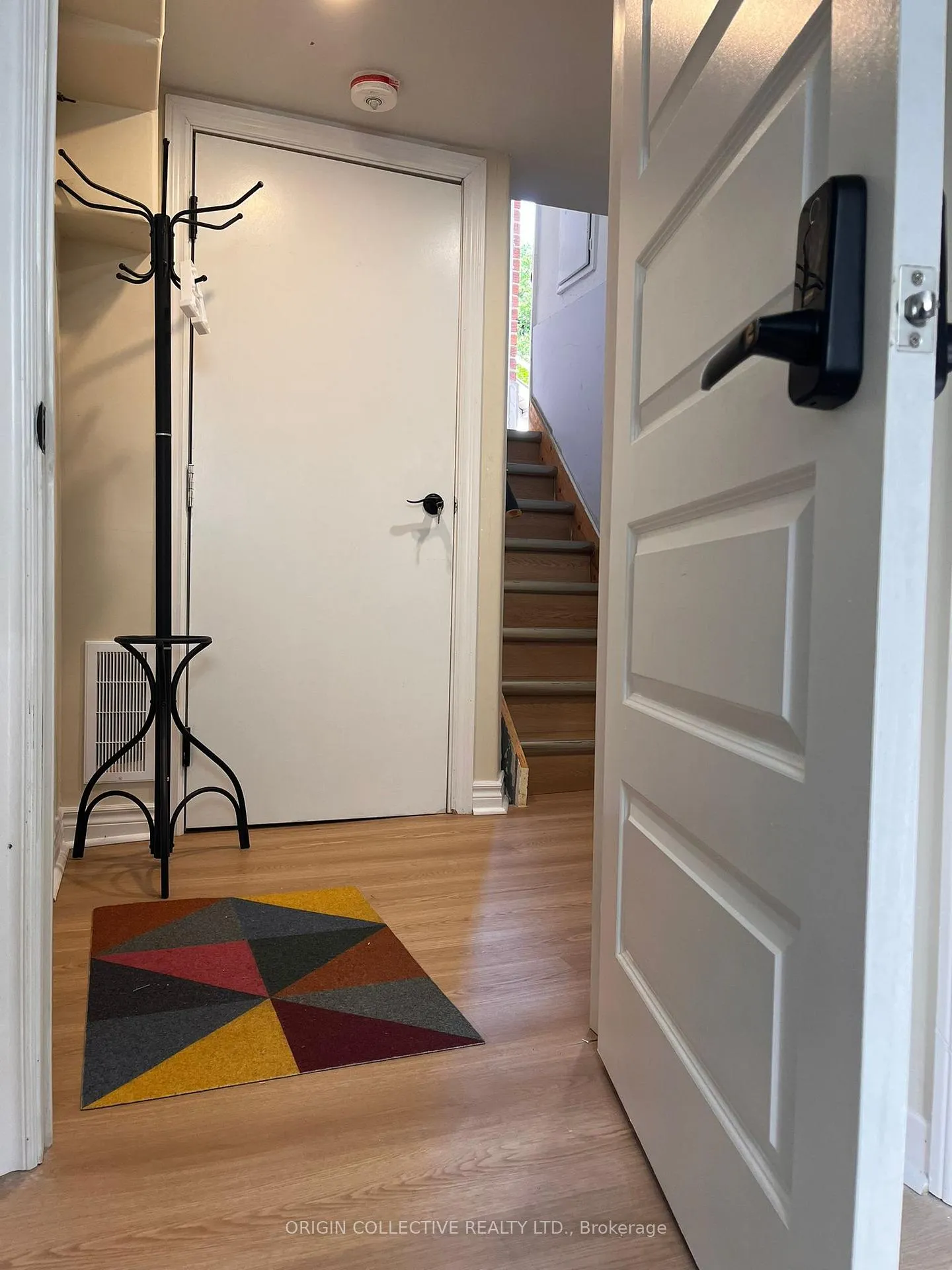 Photo 2 of Unit Basement 2, 280 Thirtieth Street, Etobicoke, Alderwood — HOMEH