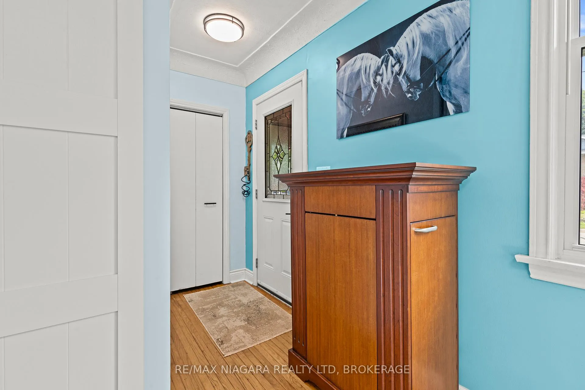 Photo 7 of 5025 Albert Street, Lincoln, Beamsville — HOMEH