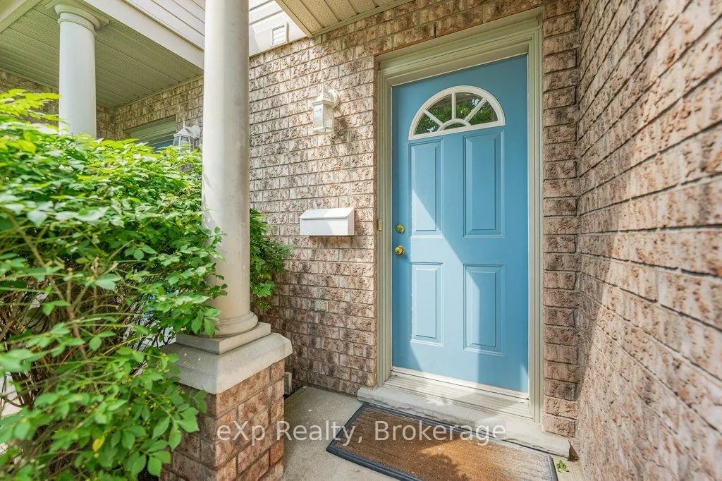 Photo 3 of Unit 44, 35 Roehampton Crescent, Guelph, Pineridge/Westminster Woods — HOMEH