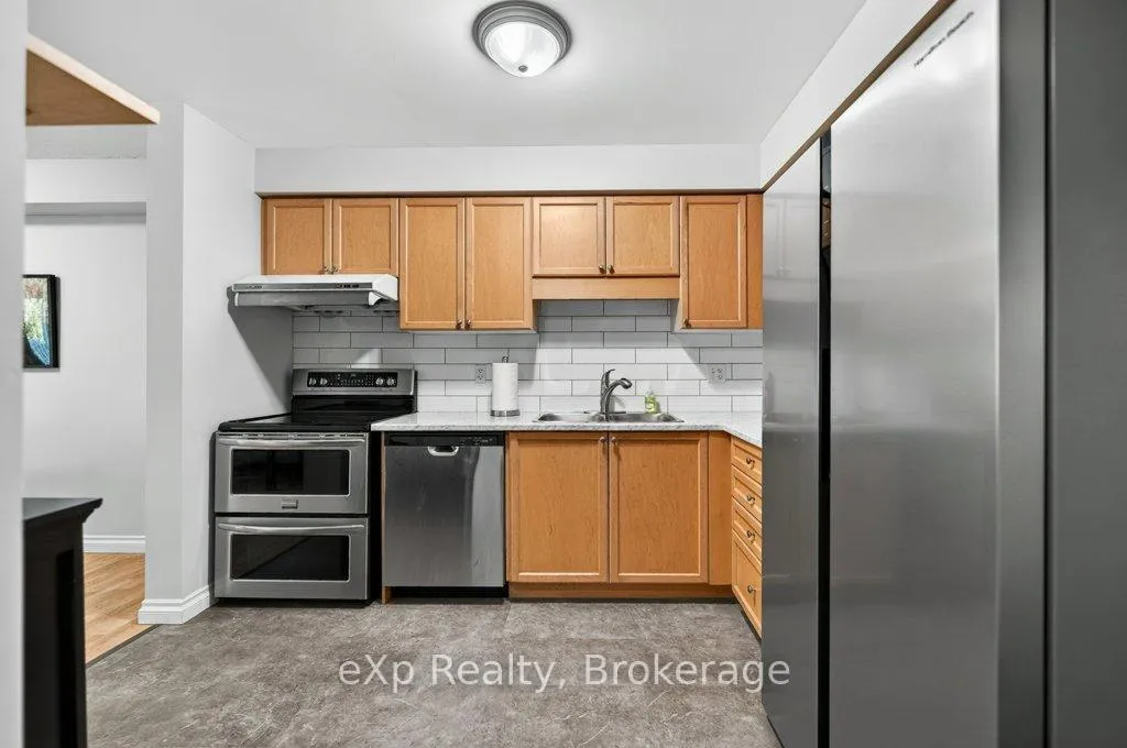 Photo 11 of Unit 44, 35 Roehampton Crescent, Guelph, Pineridge/Westminster Woods — HOMEH