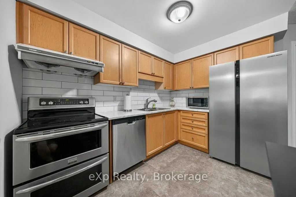 Photo 12 of Unit 44, 35 Roehampton Crescent, Guelph, Pineridge/Westminster Woods — HOMEH