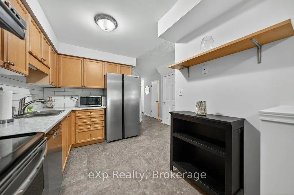 Photo 14 of Unit 44, 35 Roehampton Crescent, Guelph, Pineridge/Westminster Woods — HOMEH