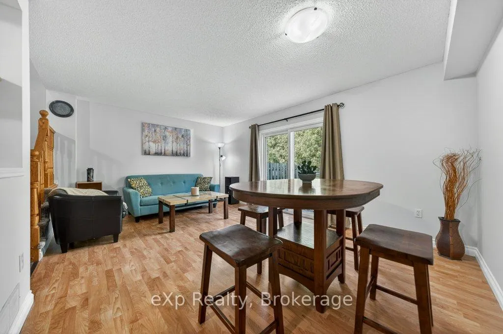 Photo 18 of Unit 44, 35 Roehampton Crescent, Guelph, Pineridge/Westminster Woods — HOMEH