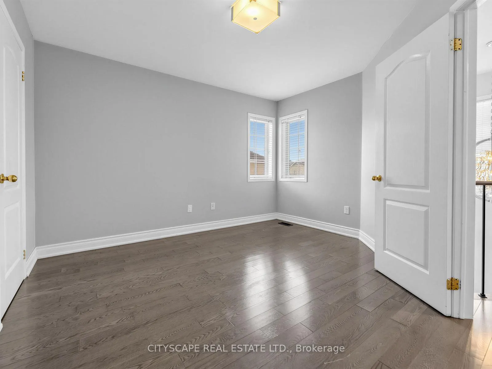 Photo 21 of 24 Roundstone Drive, Brampton, Credit Valley — HOMEH
