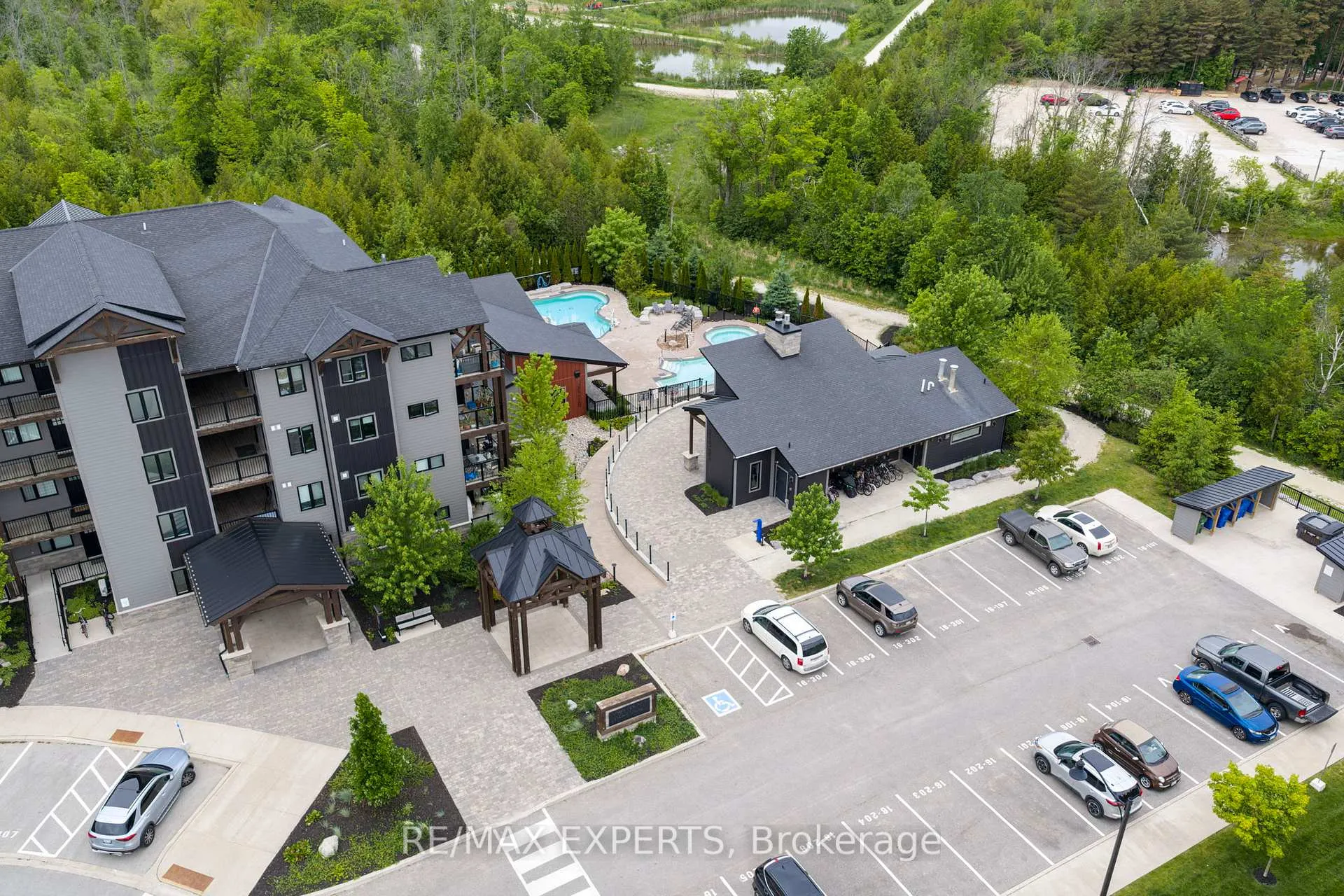 Photo 34 of Unit 201, 12 Beausoleil Lane, Blue Mountains — HOMEH