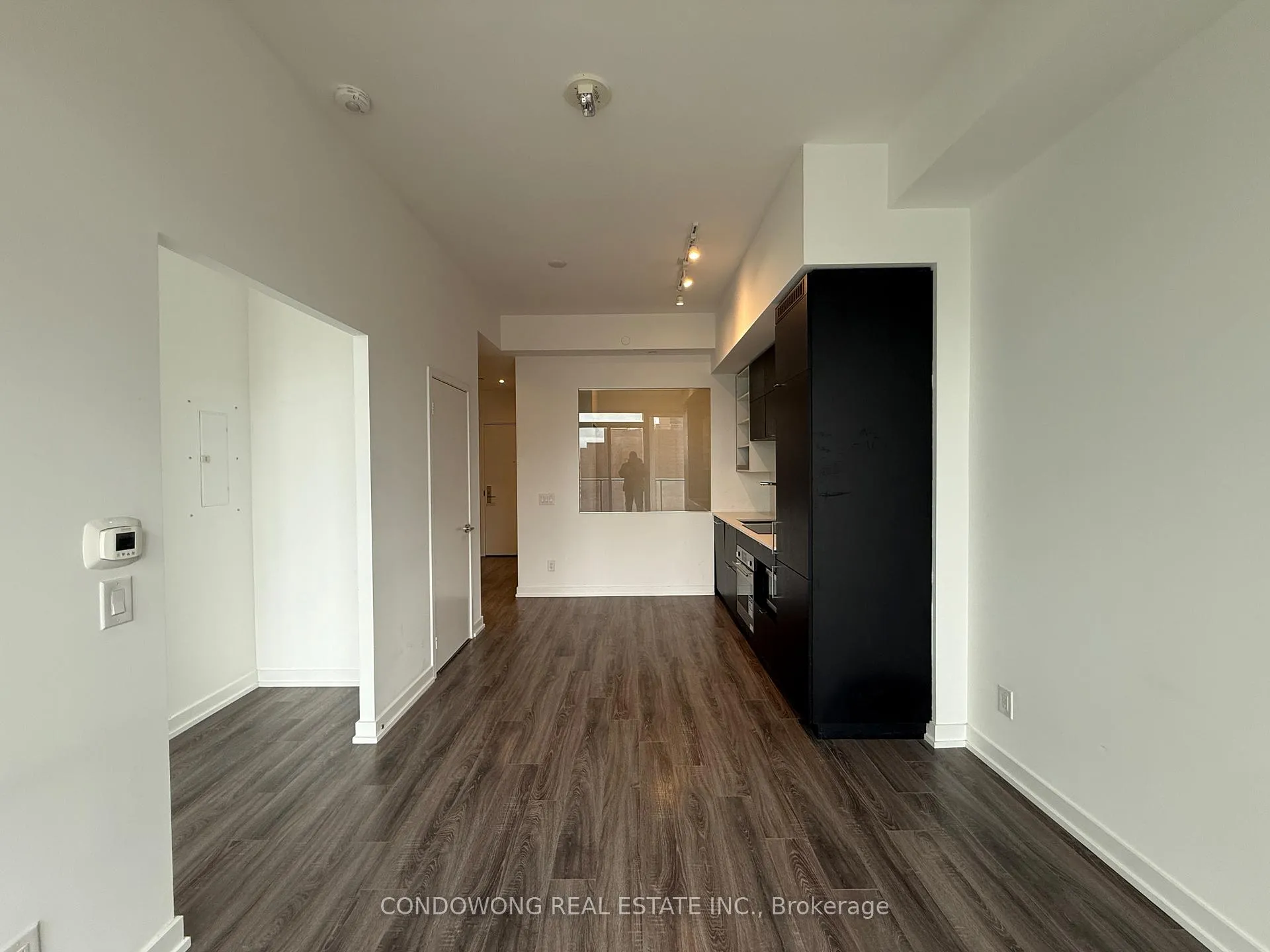 Photo 3 of Unit 2113, 20 Edward Street, Toronto, Bay Street Corridor — HOMEH