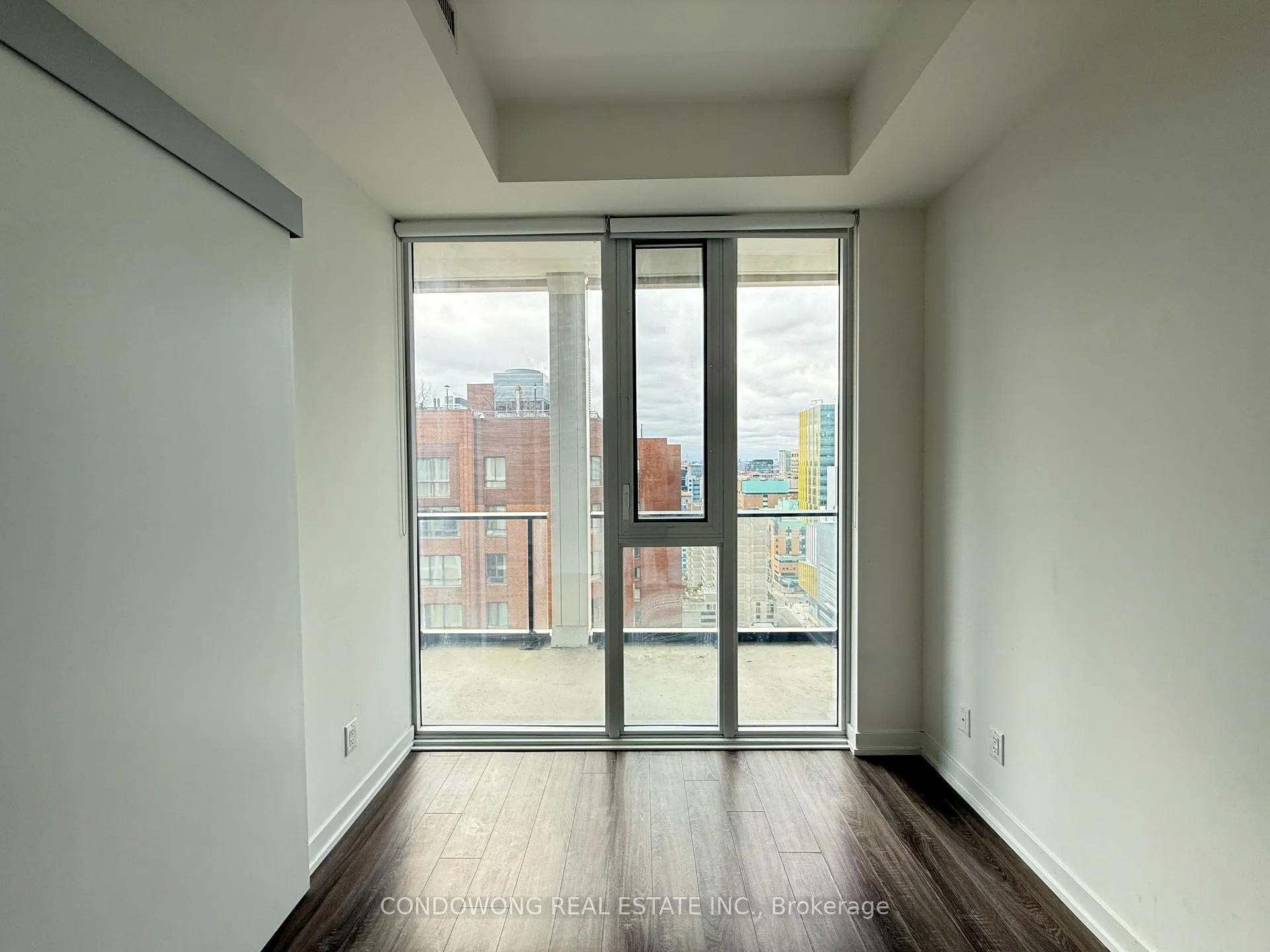 Photo 4 of Unit 2113, 20 Edward Street, Toronto, Bay Street Corridor — HOMEH