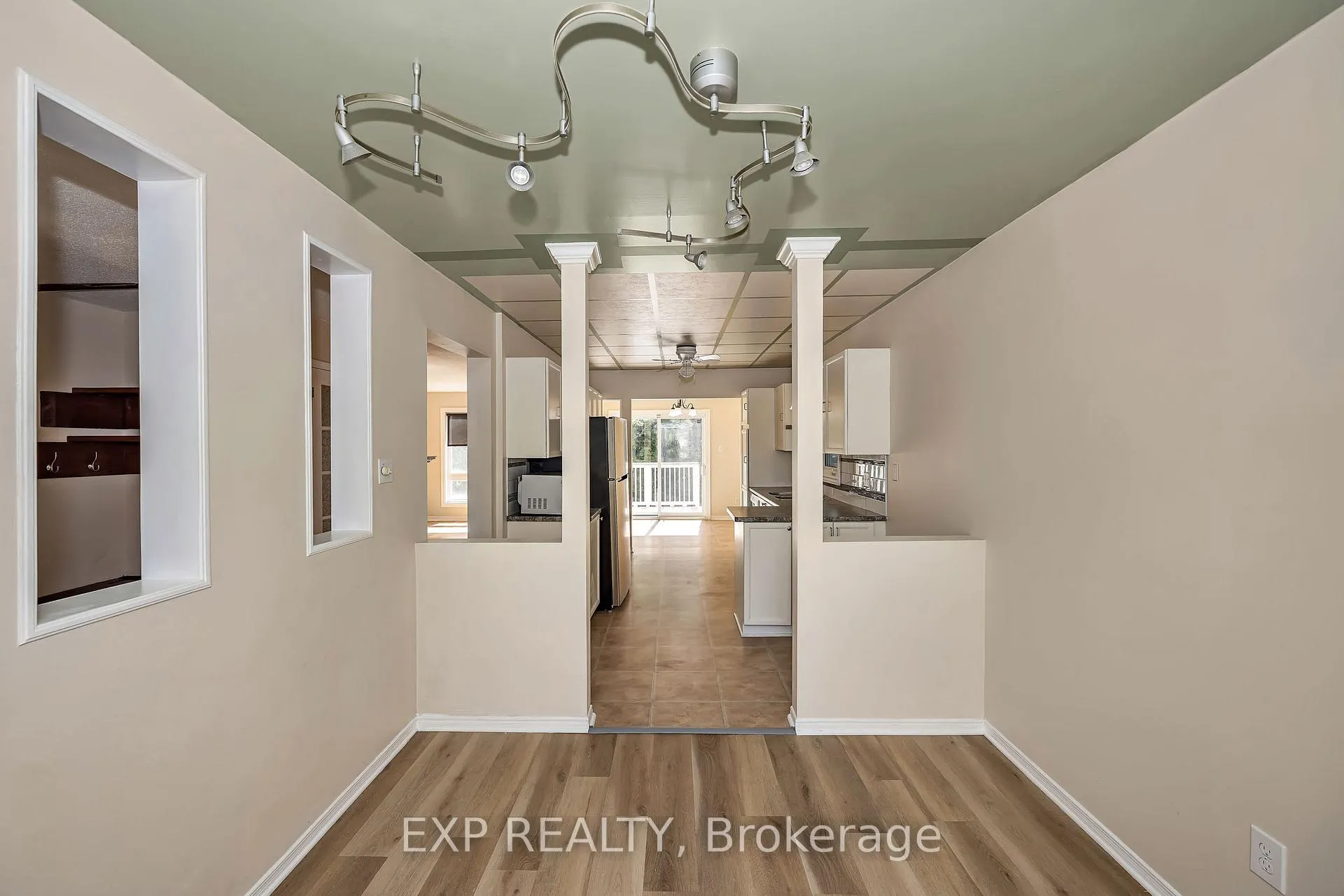 Photo 4 of 1242 St Jean Street, Ottawa, Convent Glen South — HOMEH