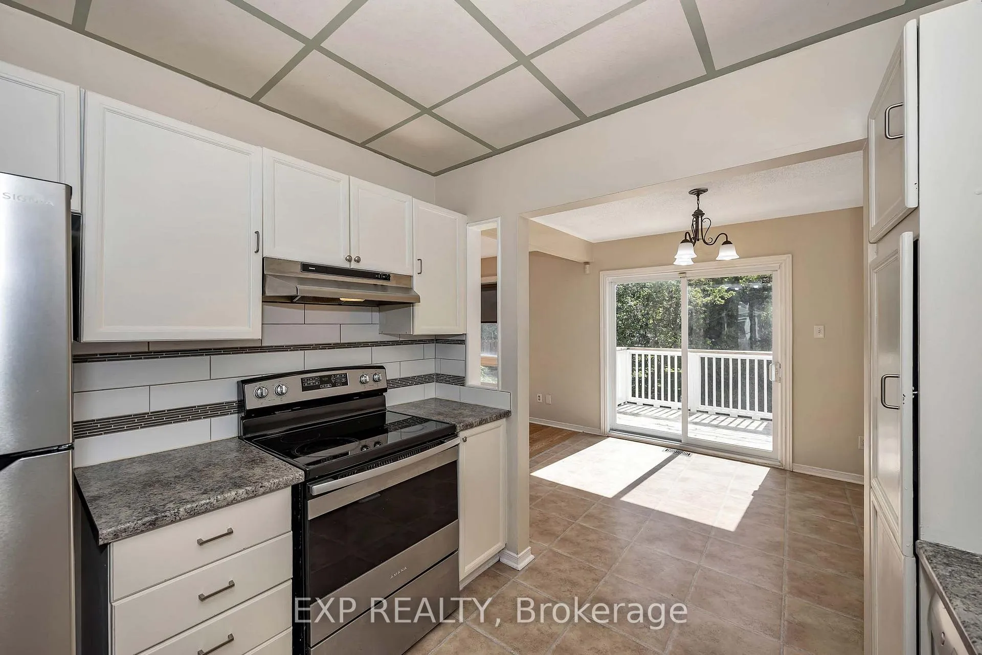 Photo 5 of 1242 St Jean Street, Ottawa, Convent Glen South — HOMEH