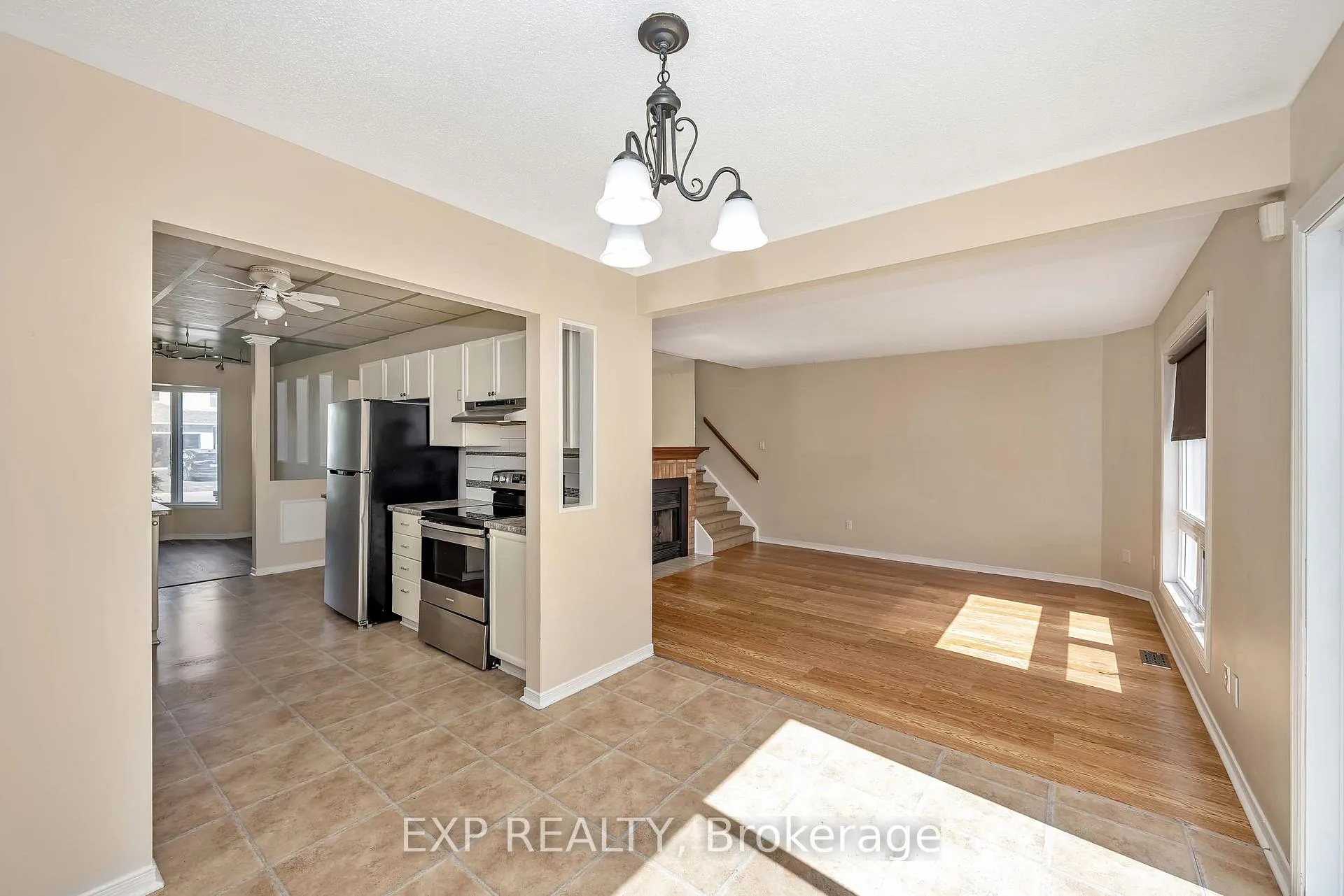 Photo 8 of 1242 St Jean Street, Ottawa, Convent Glen South — HOMEH