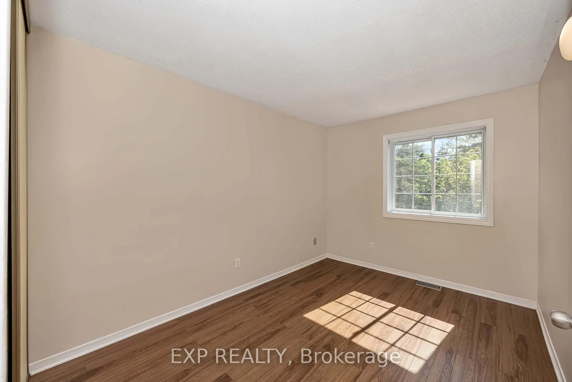 Photo 19 of 1242 St Jean Street, Ottawa, Convent Glen South — HOMEH