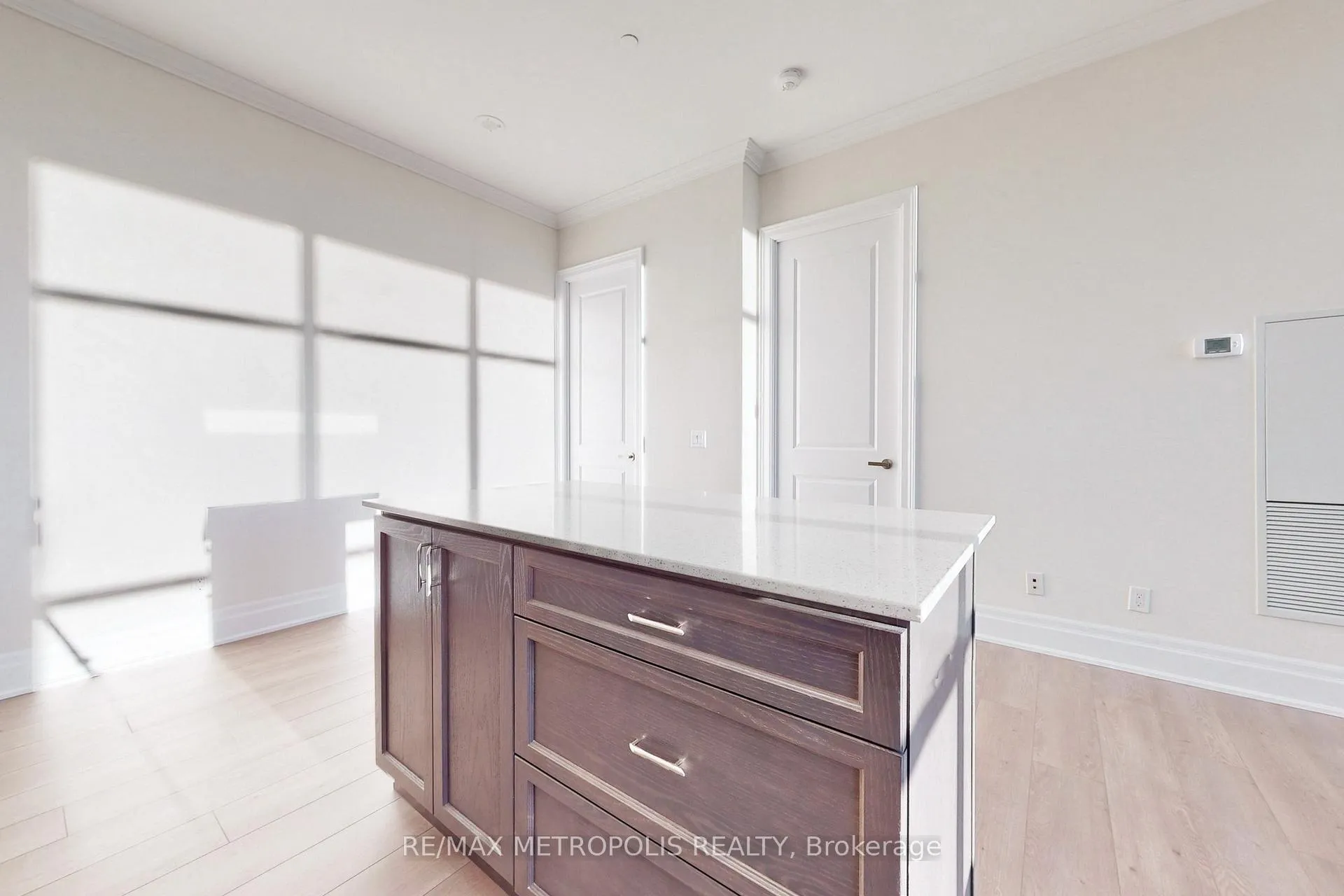 Photo 15 of Unit PH08, 9075 Jane Street, Vaughan, Concord — HOMEH
