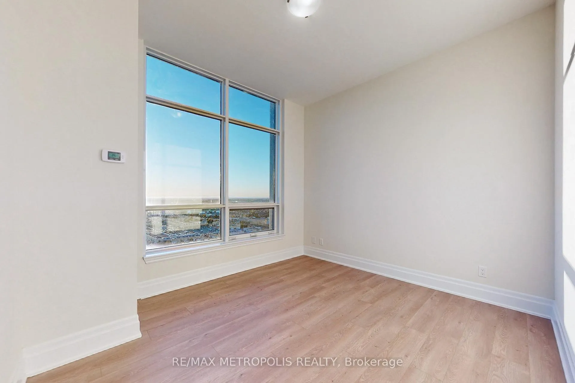 Photo 20 of Unit PH08, 9075 Jane Street, Vaughan, Concord — HOMEH