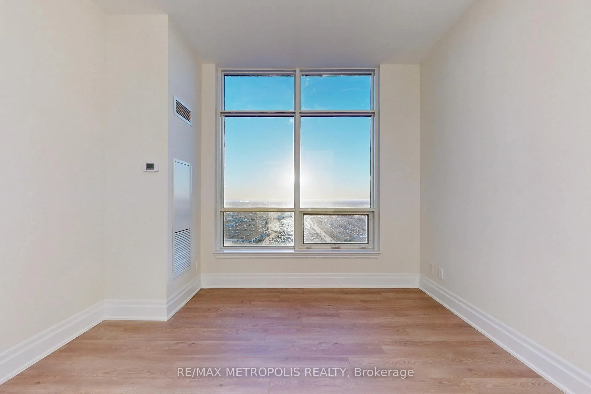Photo 21 of Unit PH08, 9075 Jane Street, Vaughan, Concord — HOMEH
