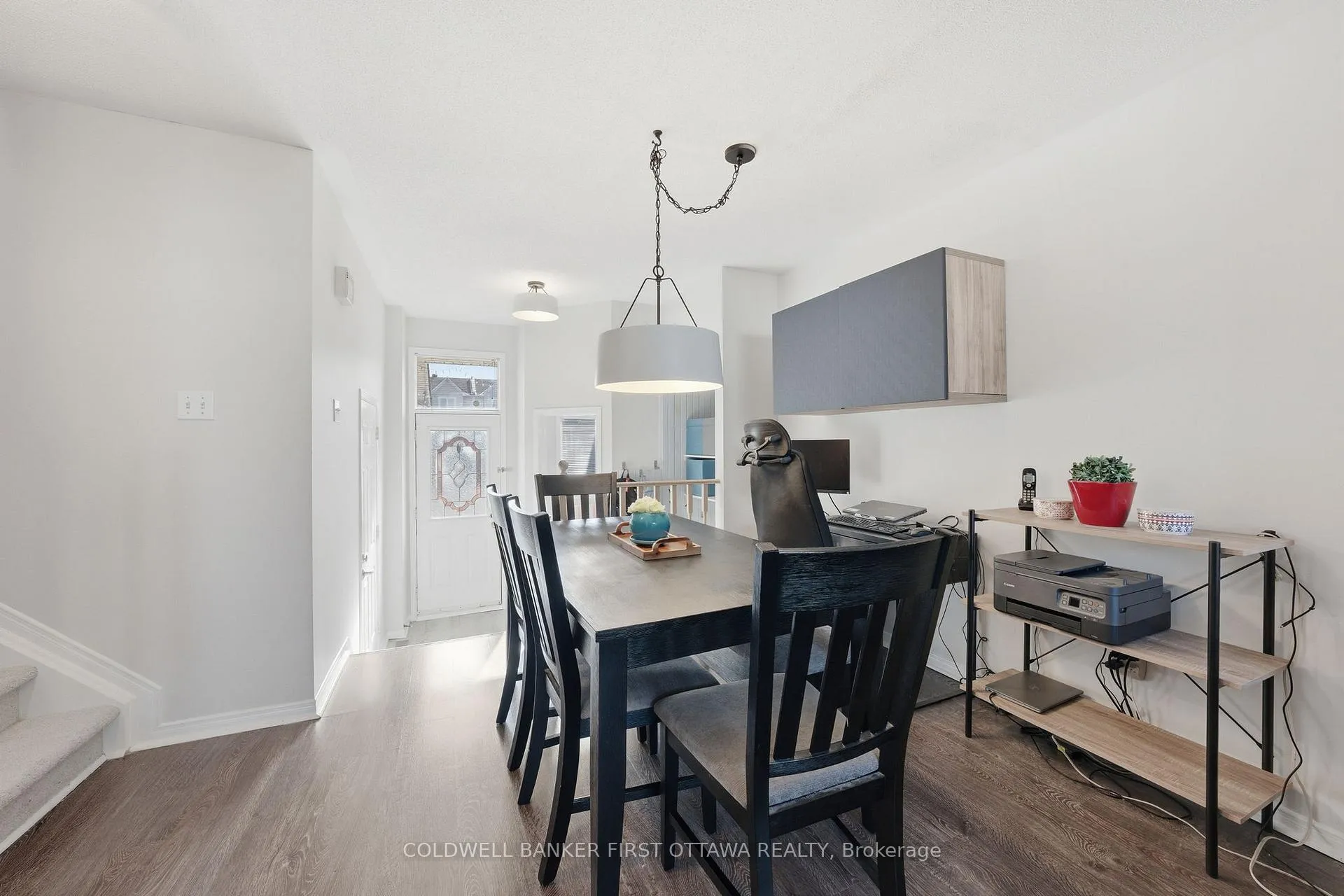 Photo 7 of 1902 Hennessy Crescent, Ottawa, Fallingbrook/Gardenway South — HOMEH