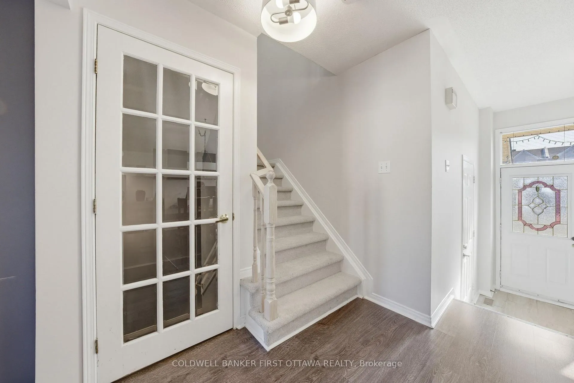 Photo 15 of 1902 Hennessy Crescent, Ottawa, Fallingbrook/Gardenway South — HOMEH