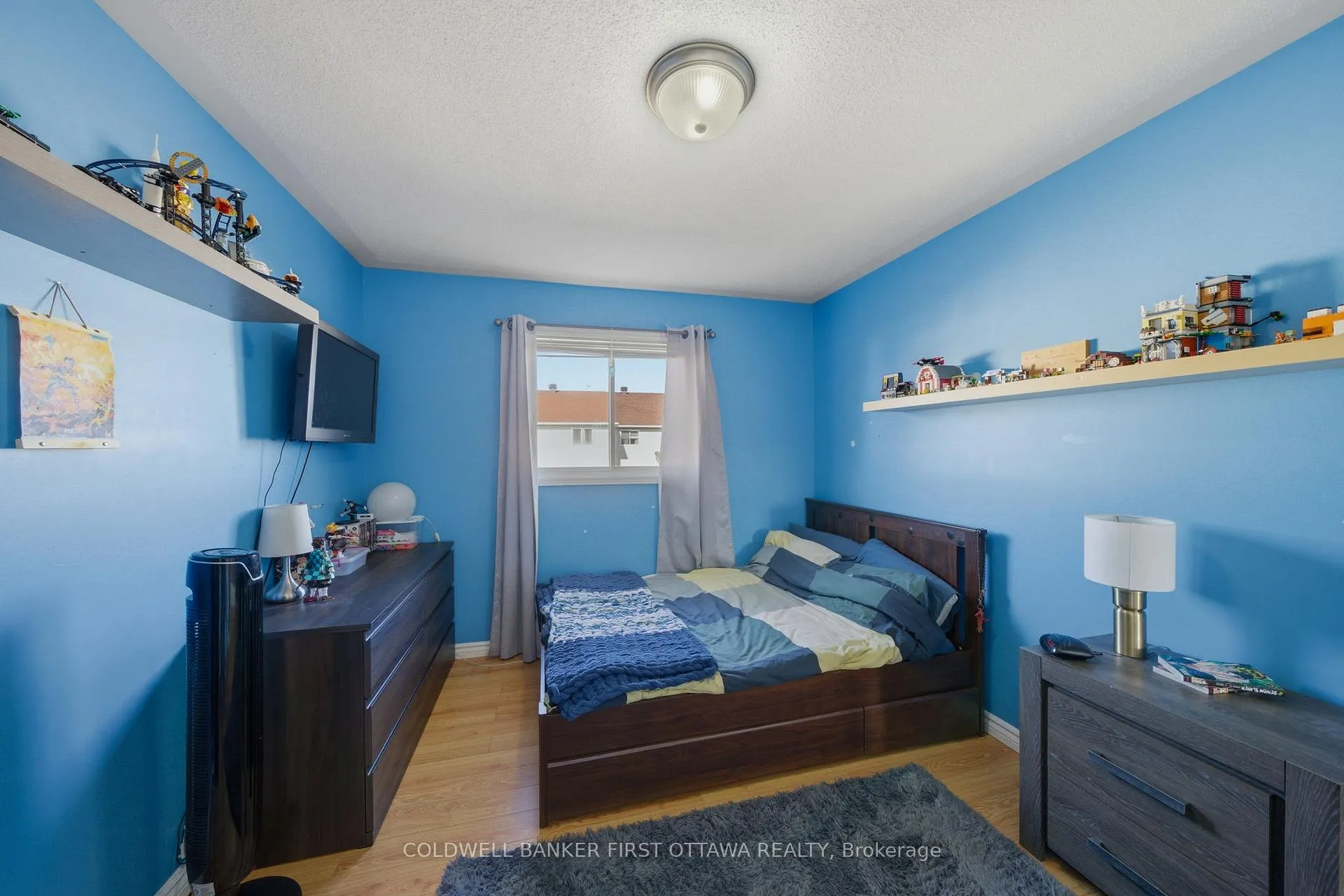 Photo 25 of 1902 Hennessy Crescent, Ottawa, Fallingbrook/Gardenway South — HOMEH