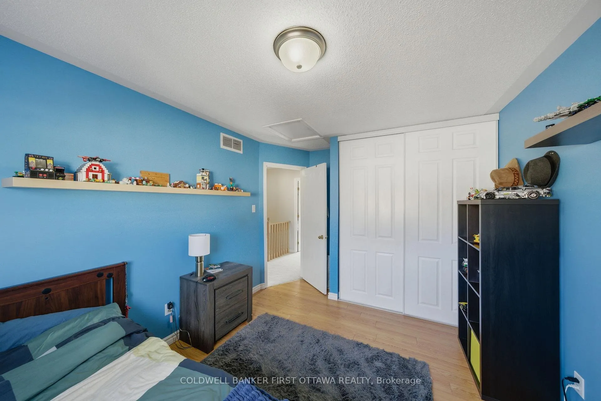 Photo 26 of 1902 Hennessy Crescent, Ottawa, Fallingbrook/Gardenway South — HOMEH
