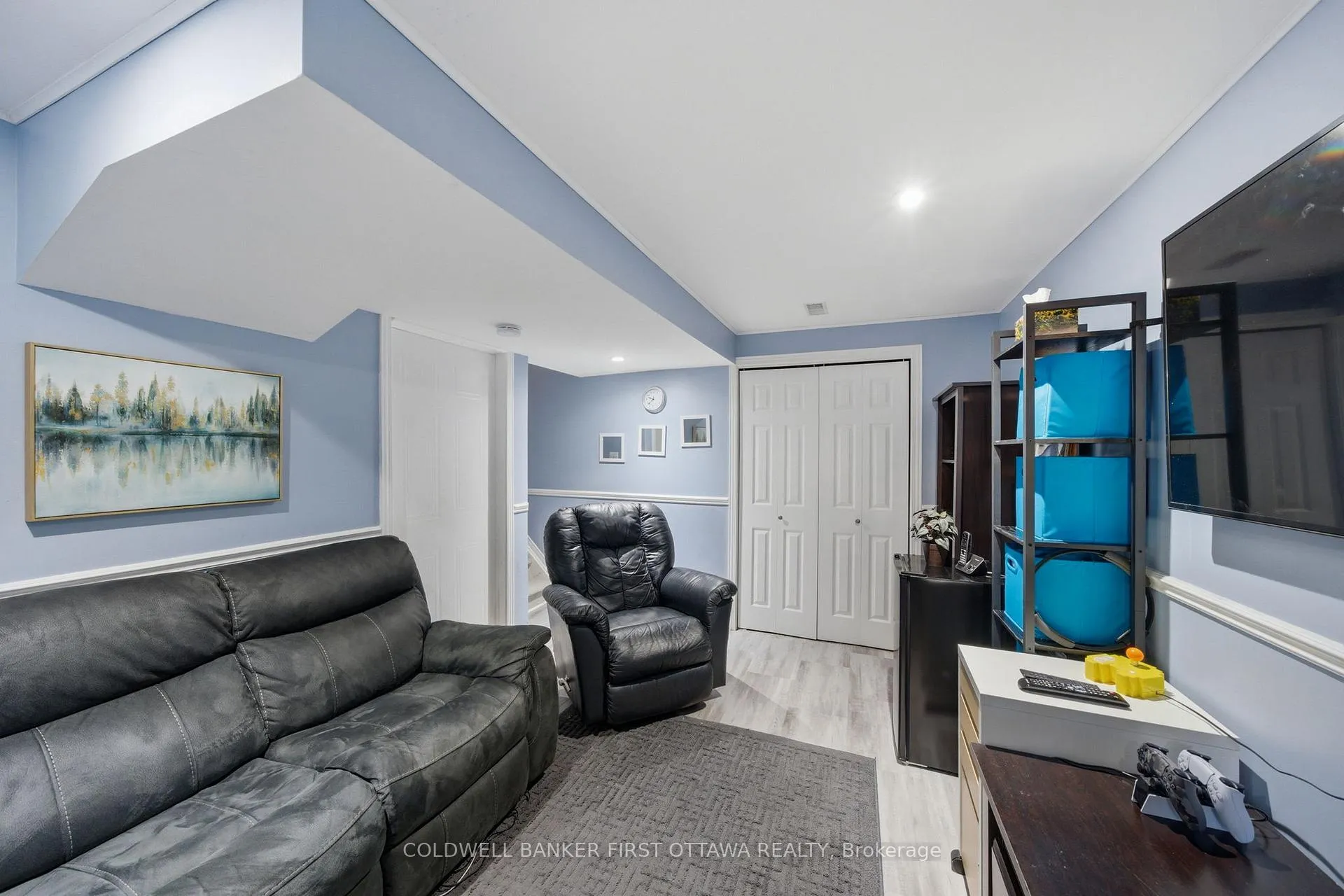 Photo 30 of 1902 Hennessy Crescent, Ottawa, Fallingbrook/Gardenway South — HOMEH