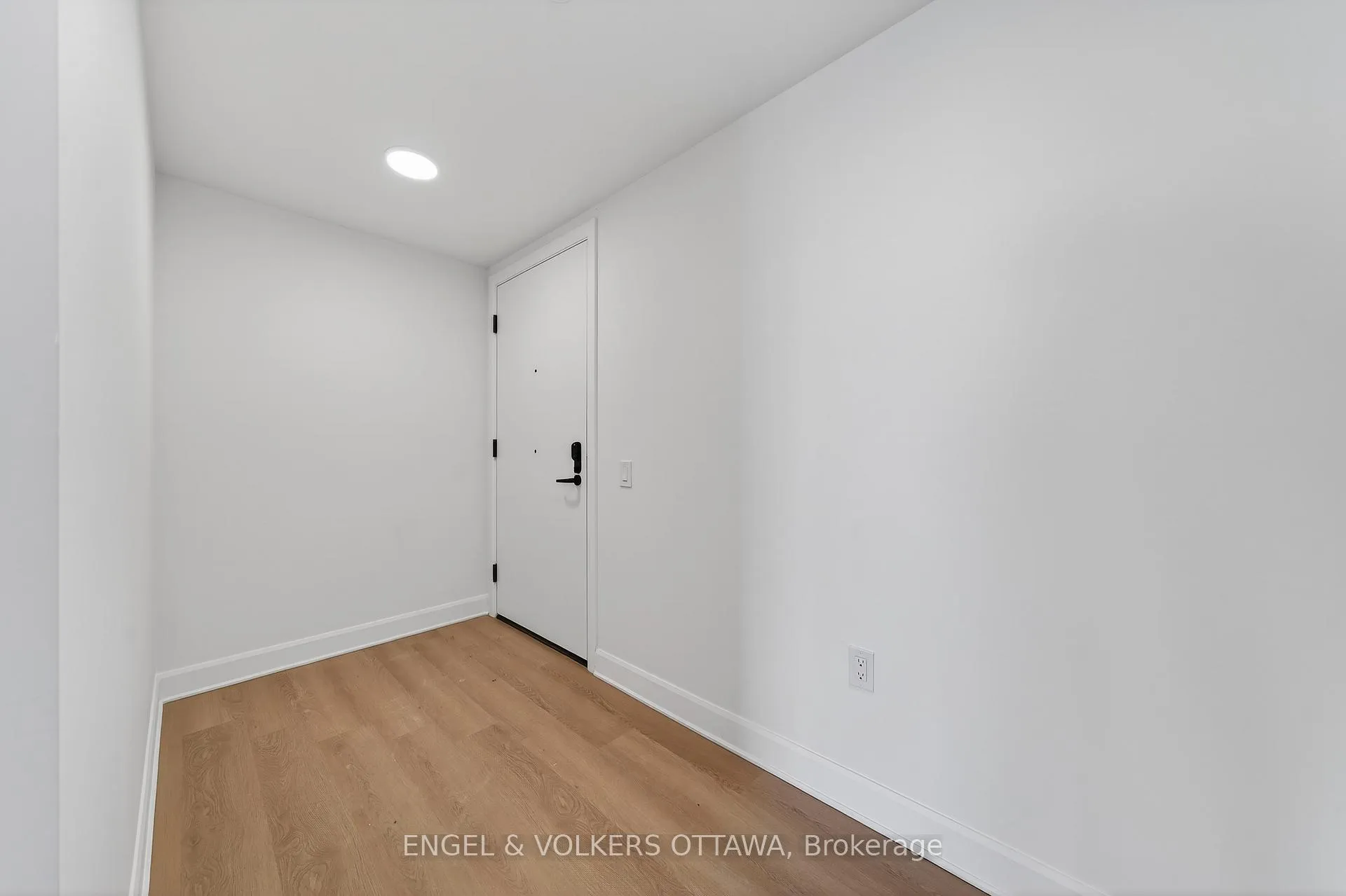 Photo 3 of Unit 2307, 1360 Carling Avenue, Ottawa, Carlington — HOMEH