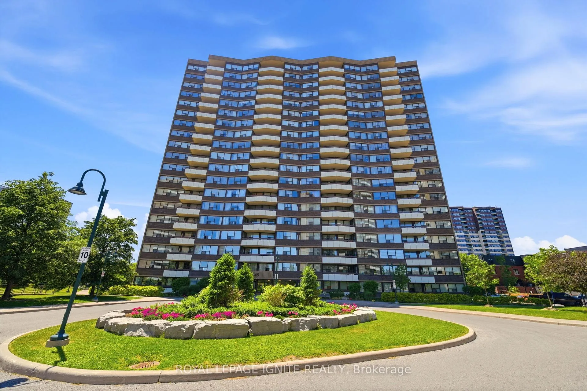 Front of Unit 1508, 45 Huntingdale Boulevard