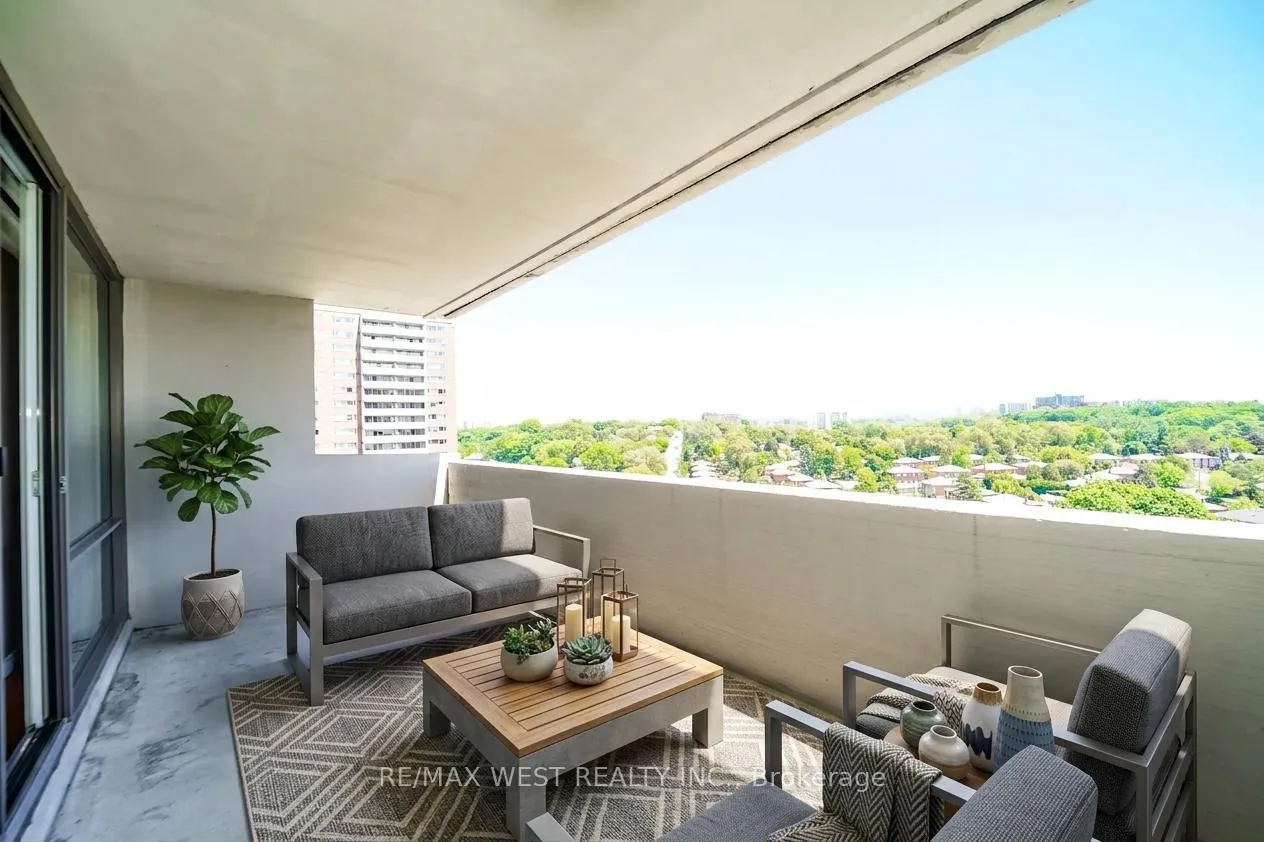 Photo 9 of Unit 1209, 260 Scarlett Road, Toronto, Rockcliffe-Smythe — HOMEH