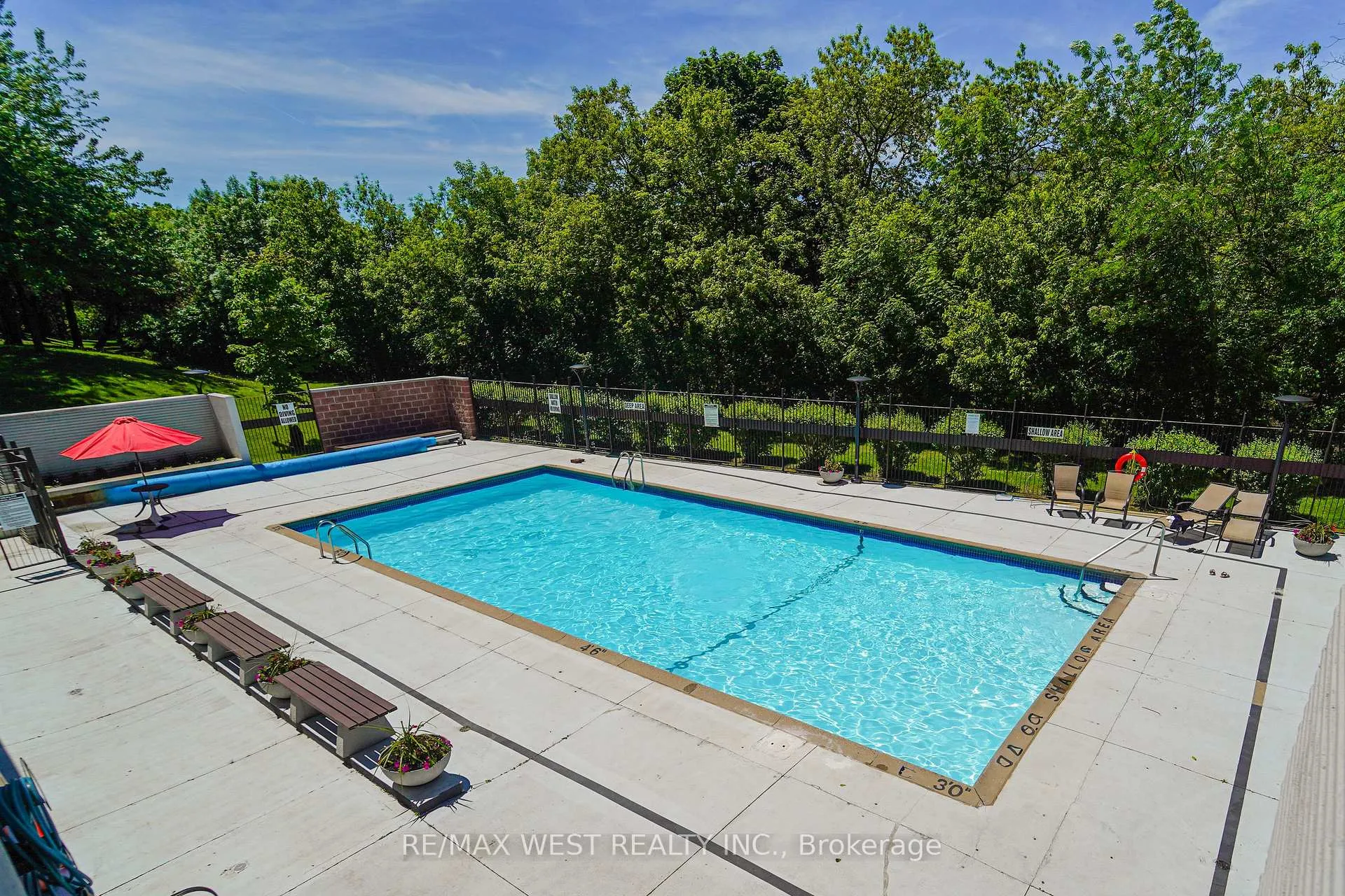 Photo 11 of Unit 1209, 260 Scarlett Road, Toronto, Rockcliffe-Smythe — HOMEH
