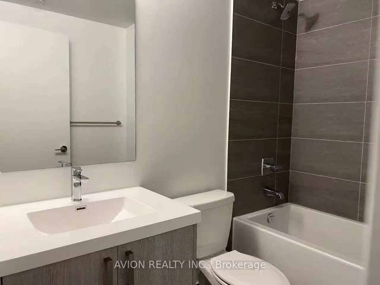 Photo 3 of Unit 1107, 77 Mutual Street, Toronto, Church-Yonge Corridor — HOMEH
