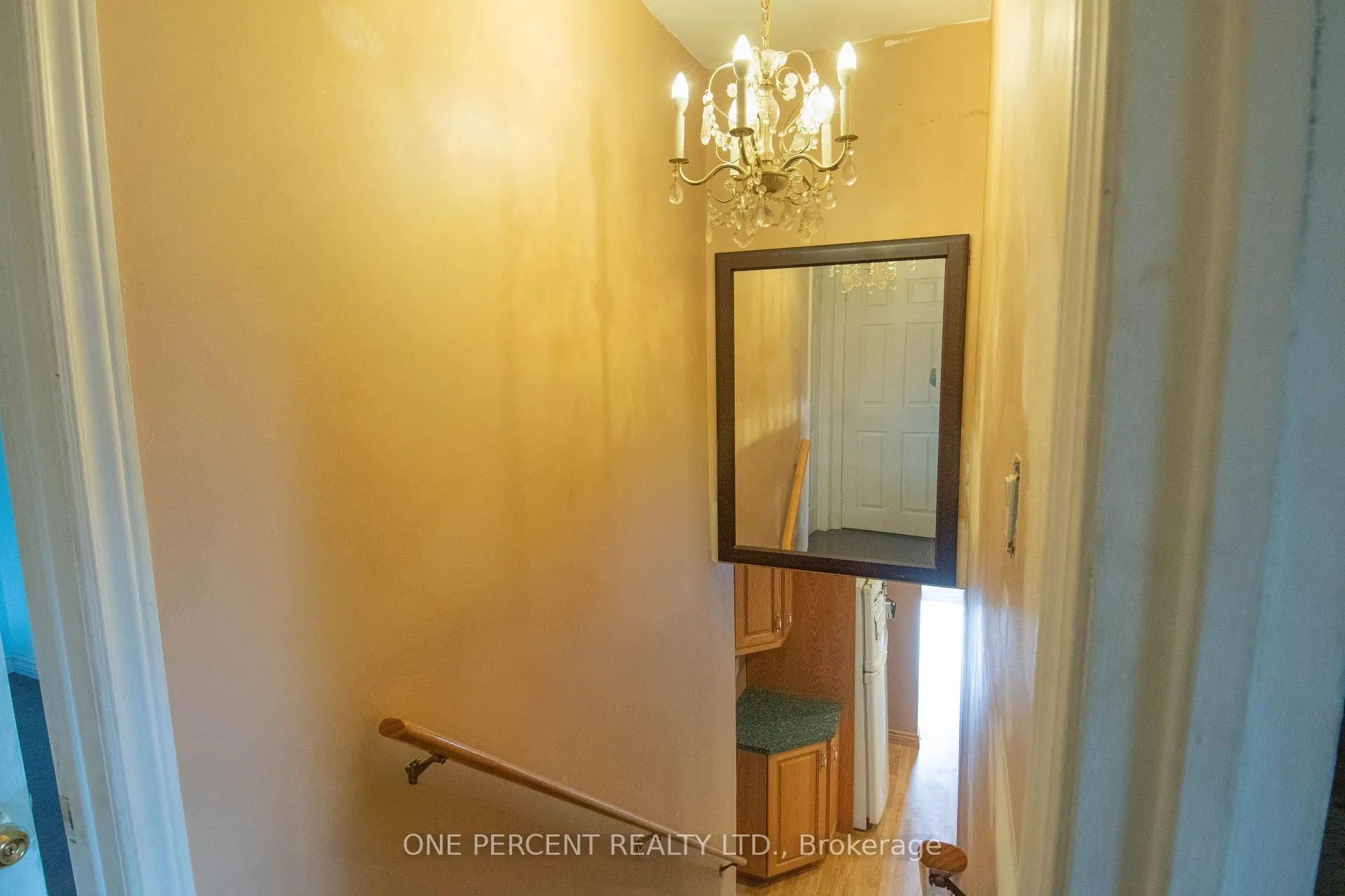 Photo 7 of 477 Upper Gage Avenue, Hamilton, Sunninghill — HOMEH