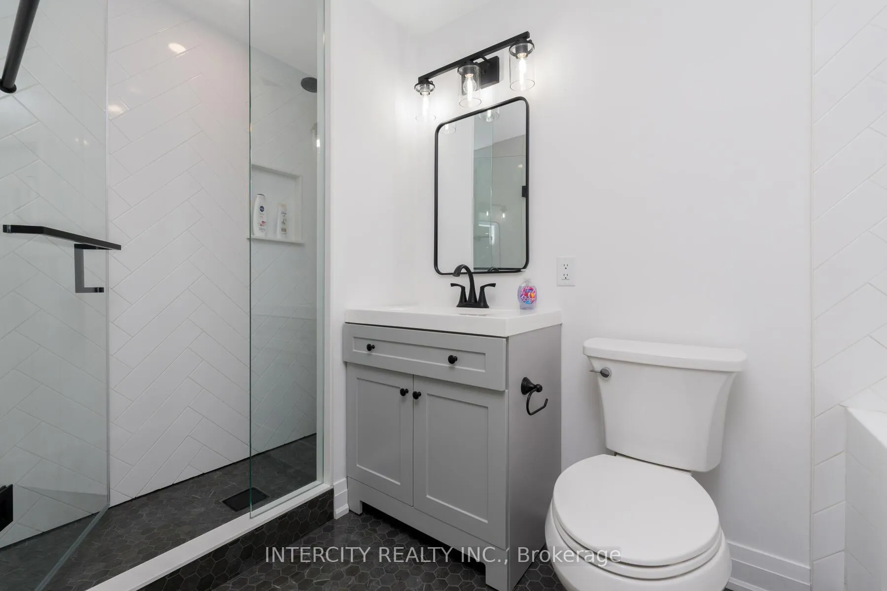 Photo 24 of Unit Lph32, 21 Nelson Street, Toronto, Waterfront Communities — HOMEH