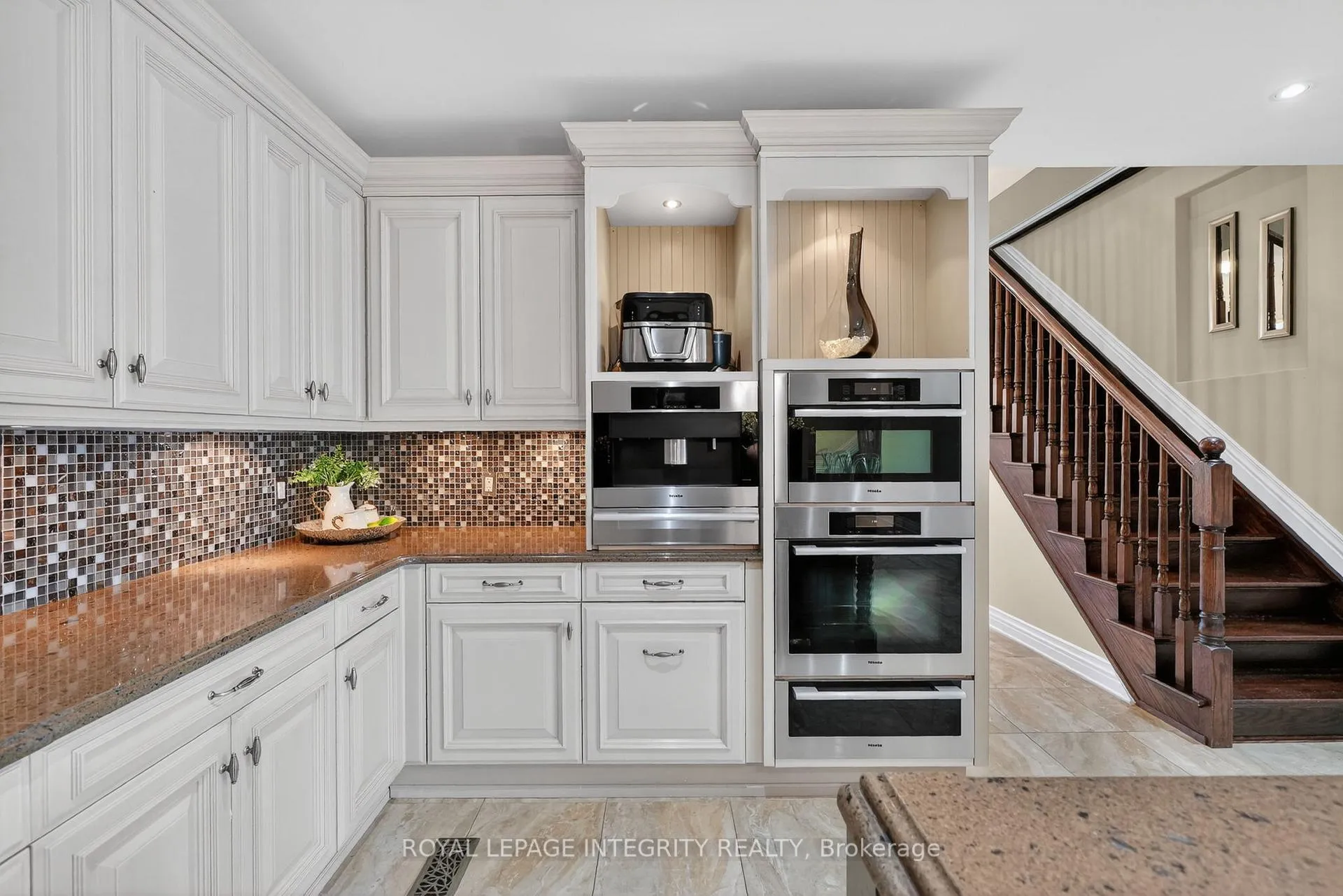 Photo 11 of 2754 Eagleson Road, Ottawa, Btwn Franktown Rd. & Fallowfield Rd. — HOMEH