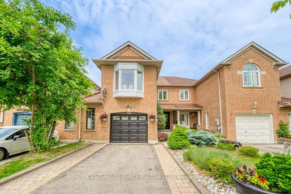 Photo 2 of 102 Clover Bloom Road, Brampton, Sandringham-Wellington — HOMEH