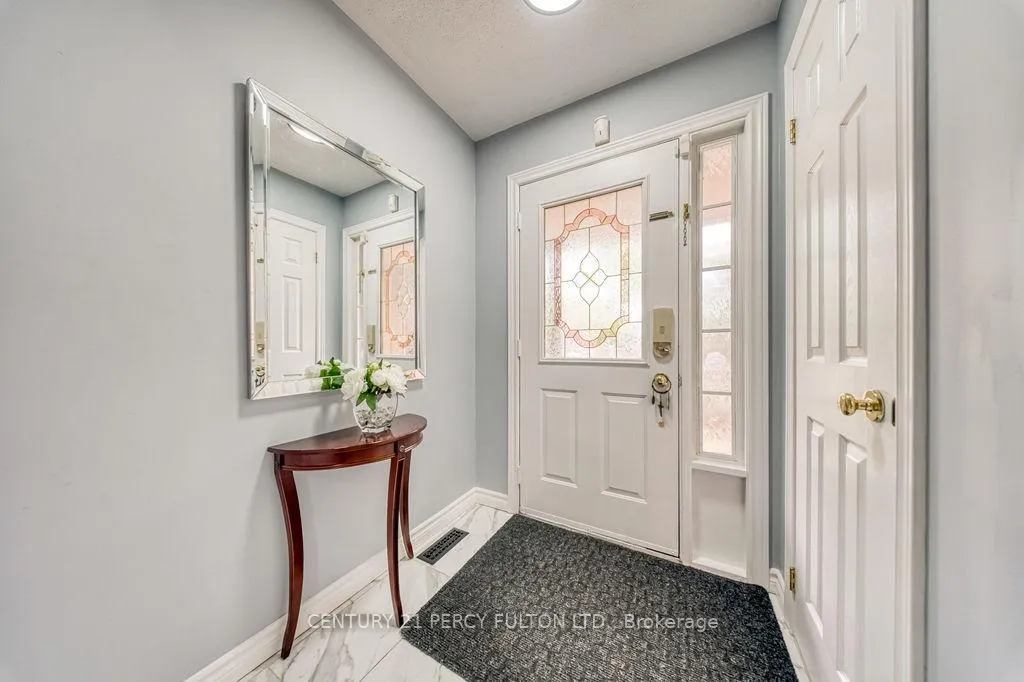 Photo 5 of 102 Clover Bloom Road, Brampton, Sandringham-Wellington — HOMEH