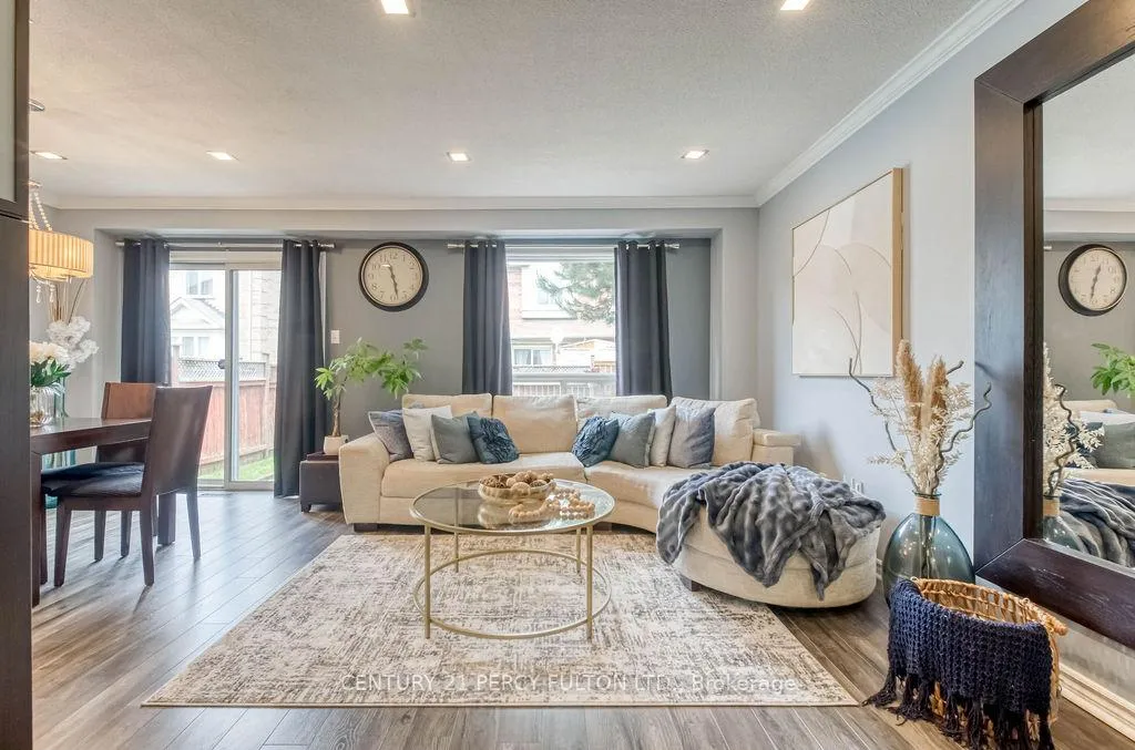 Photo 8 of 102 Clover Bloom Road, Brampton, Sandringham-Wellington — HOMEH