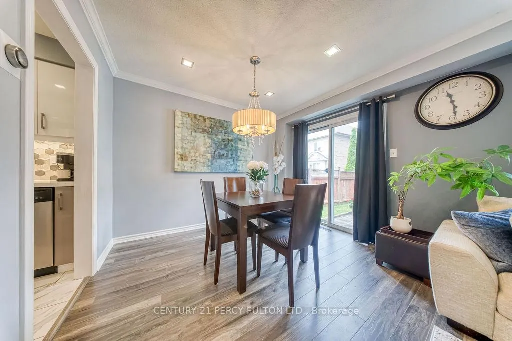 Photo 12 of 102 Clover Bloom Road, Brampton, Sandringham-Wellington — HOMEH