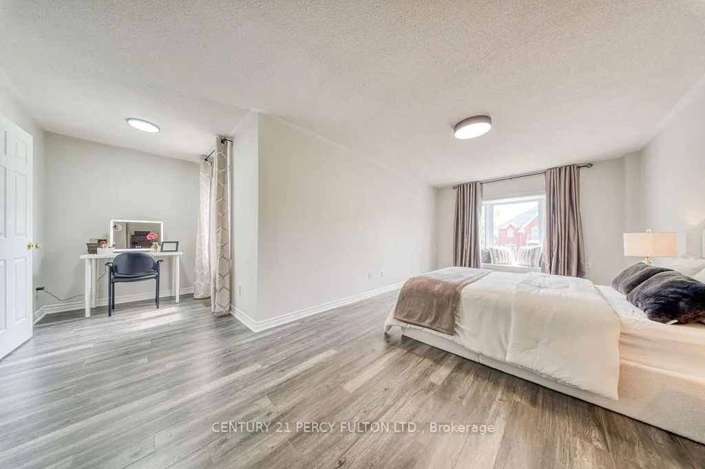 Photo 23 of 102 Clover Bloom Road, Brampton, Sandringham-Wellington — HOMEH