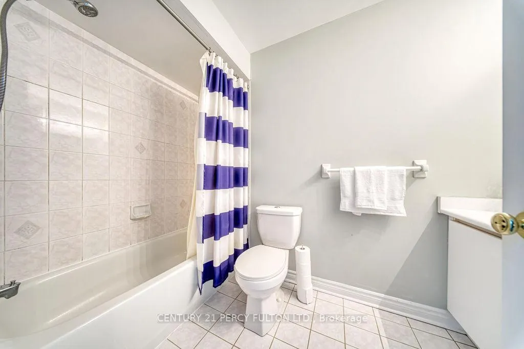 Photo 32 of 102 Clover Bloom Road, Brampton, Sandringham-Wellington — HOMEH