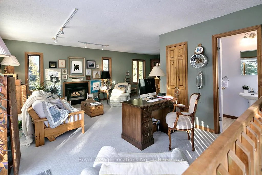 Photo 15 of 102 Fraser Crescent, Blue Mountains — HOMEH
