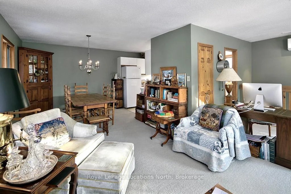 Photo 19 of 102 Fraser Crescent, Blue Mountains — HOMEH