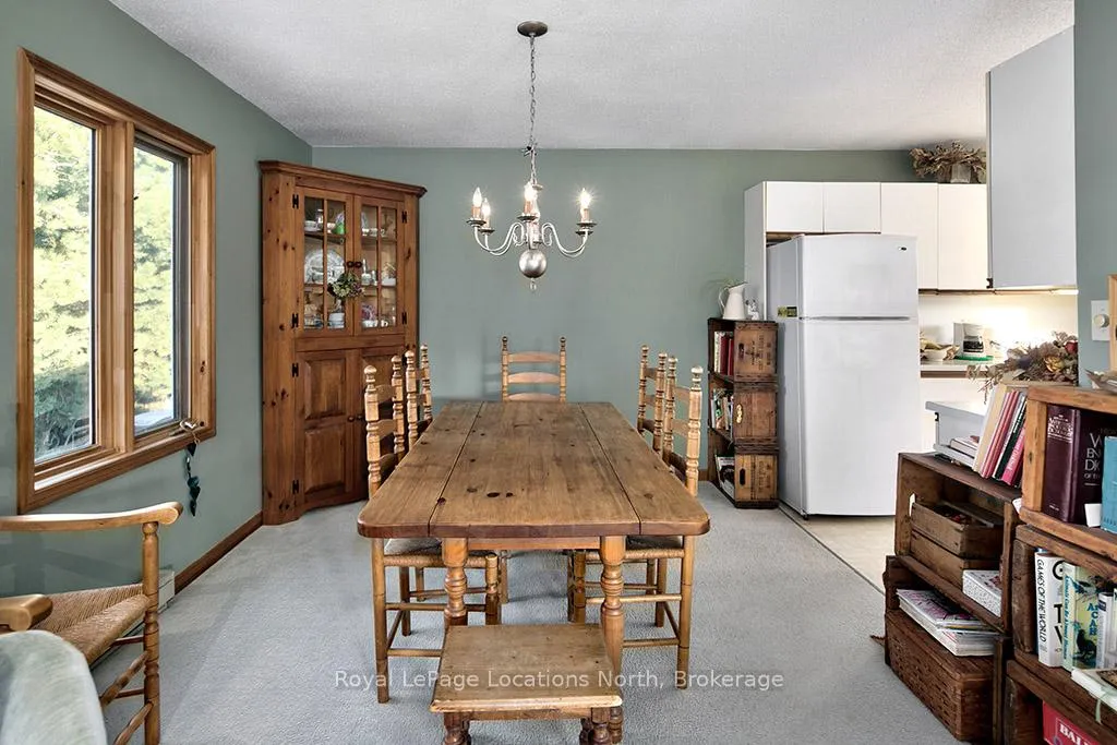 Photo 20 of 102 Fraser Crescent, Blue Mountains — HOMEH